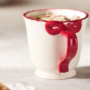 Anthropologie NWT/NIB Benedita Bow Stoneware Mug in Red & White